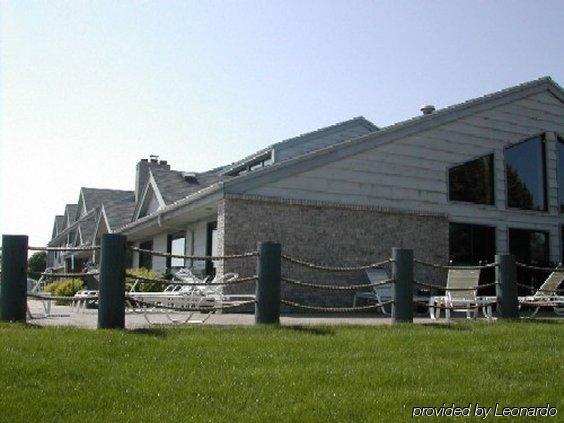 Americinn By Wyndham Lake City Екстериор снимка